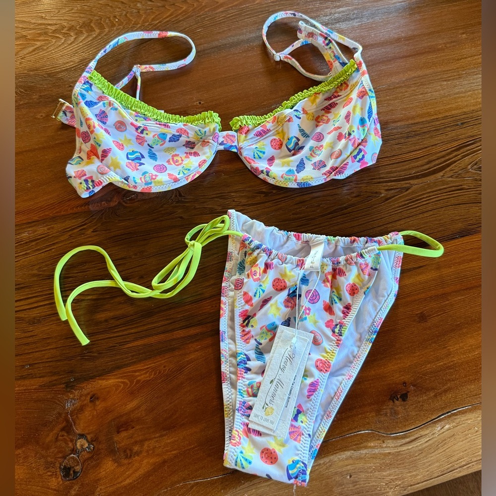 BNWT Heavy Manners 1 Fish 2 Fish 🐟 Ruffled Up Underwire Top & Side Tie Bottoms